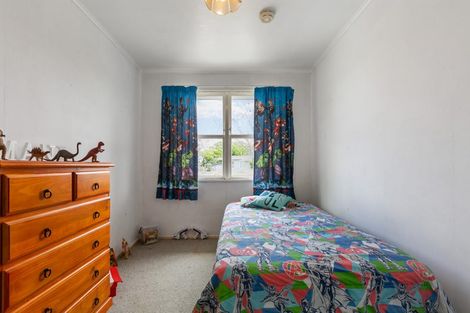 Photo of property in 12 Cargill Street, Papakura, 2110