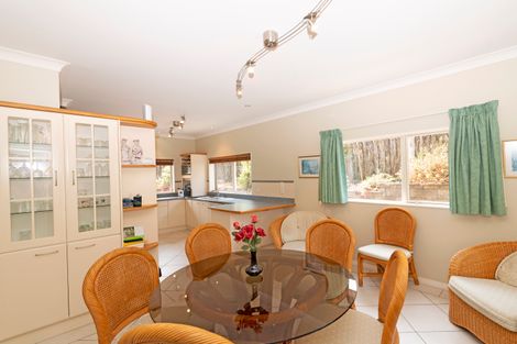 Photo of property in 7 Semillon Avenue, Henderson, Auckland, 0612