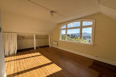 Photo of property in 30 Charlotte Street, Roslyn, Dunedin, 9010