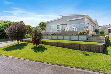 Photo of property in 123 Durrant Drive, Whangamata, 3620