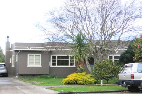 Photo of property in 45 Collingwood Street, Hokowhitu, Palmerston North, 4410