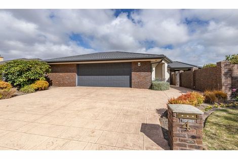 Photo of property in 4 Annaby Drive, Northwood, Christchurch, 8051