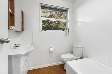 Photo of property in 127b Makara Road, Karori, Wellington, 6012