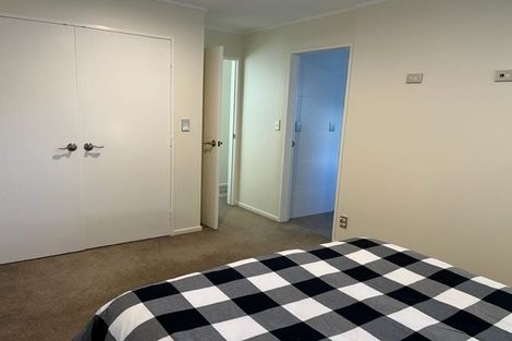 Photo of property in 2/130 Oriental Parade, Oriental Bay, Wellington, 6011