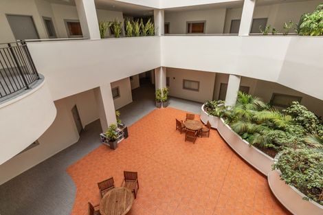 Photo of property in Stadium Garden Flats, 210/107 Thorndon Quay, Pipitea, Wellington, 6011