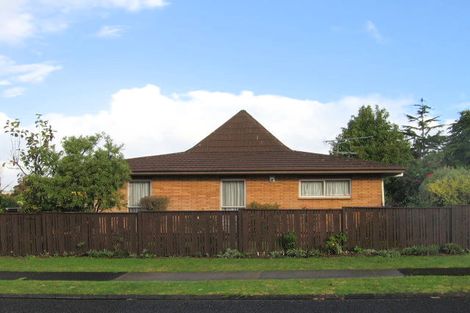 Photo of property in 2/15 Serrita Avenue, Sunnyhills, Auckland, 2010