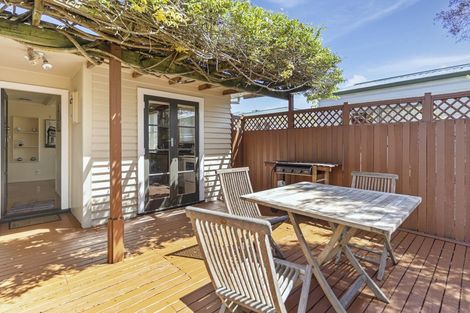 Photo of property in 13 Matapouri Road, Mangere Bridge, Auckland, 2022