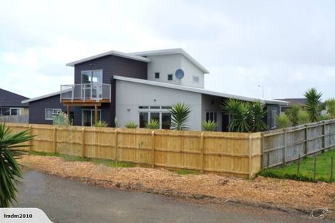Photo of property in 25 Ocean View Rise, Ruakaka, 0116