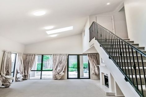 Photo of property in 27 Bridgefield Crescent, Flat Bush, Auckland, 2016