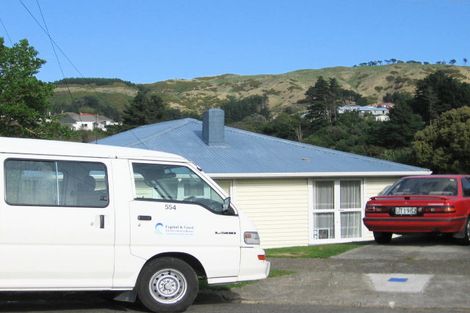 Photo of property in 17 Cumberland Grove, Cannons Creek, Porirua, 5024