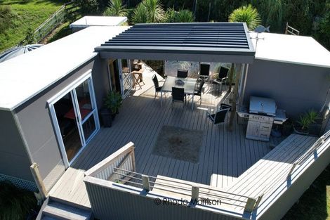 Photo of property in 76 Komiti Road, Tinopai, 0593