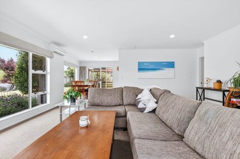 Photo of property in 39 Acacia Bay Road, Nukuhau, Taupo, 3330