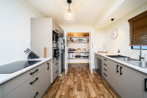 Photo of property in 3 Oak Crescent, Ashhurst, 4810