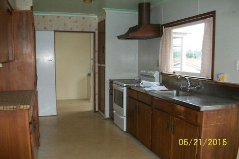 Photo of property in 23 Barbary Avenue, Kelston, Auckland, 0602