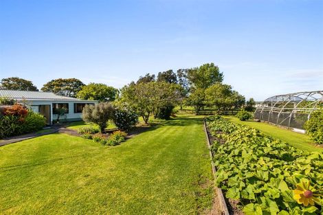 Photo of property in 76 Robertson Road, Ruawai, 0591