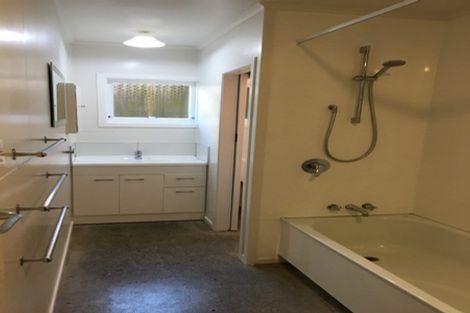 Photo of property in 3/23a Hamblyn Street, Strandon, New Plymouth, 4312