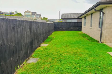 Photo of property in 61 Bert Wall Drive, Omokoroa, 3114