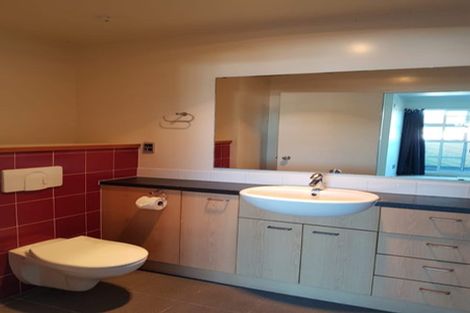 Photo of property in 9/2 Atarangi Road, Greenlane, Auckland, 1051