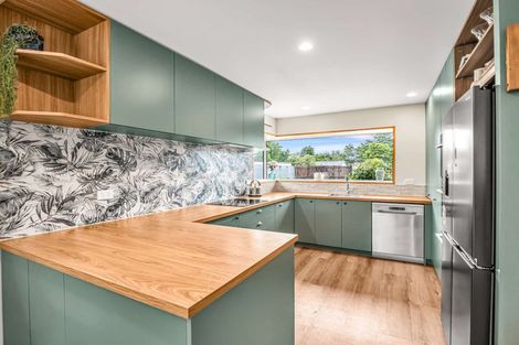 Photo of property in 43 Gladstone Road, Woodend, 7610