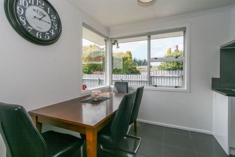 Photo of property in 3 Karaka Street, Inglewood, 4330