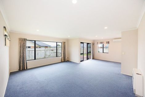 Photo of property in 38 Parnell Heights Drive, Kelvin Grove, Palmerston North, 4414