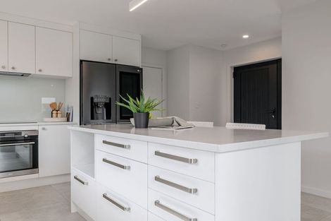 Photo of property in 19a Rosalie Terrace, Kelvin Grove, Palmerston North, 4414