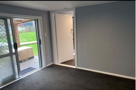 Photo of property in 53 Victory Crescent, Tawa, Wellington, 5028