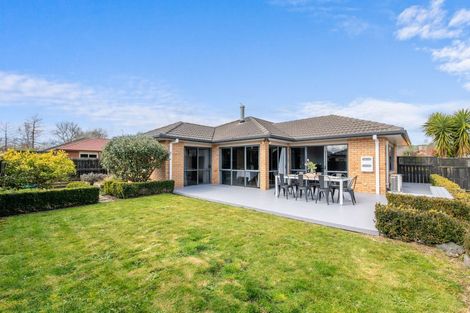 Photo of property in 4 Courtenay Place, Owhata, Rotorua, 3010