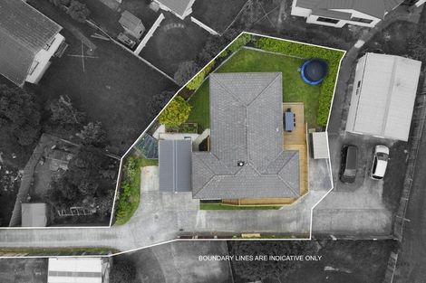 Photo of property in 19 Roick Parade, Glen Eden, Auckland, 0602