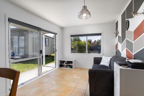 Photo of property in 106 Brandon Street, Featherston, 5710