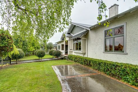 Photo of property in 210 Davis Street, Saint Leonards, Hastings, 4120