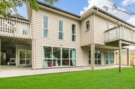 Photo of property in 10 Treetops Way, Bayview, Auckland, 0629