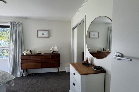 Photo of property in 21 Landsdowne Terrace, Cashmere, Christchurch, 8022