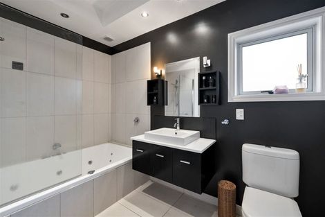 Photo of property in 11 Bishop Street, St Albans, Christchurch, 8014