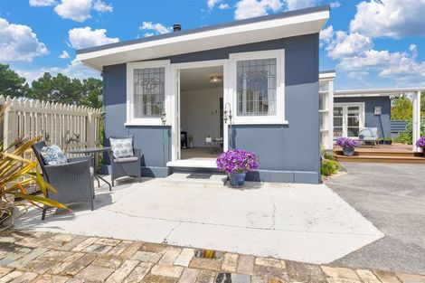 Photo of property in 32 Chamberlain Avenue, Amberley, 7481