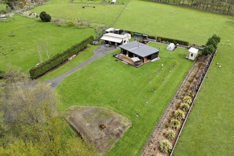 Photo of property in 193 Rowes Road, Hunterville, 4785