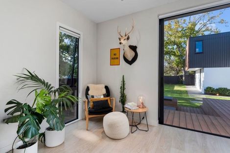 Photo of property in 98 Ferry Parade, Herald Island, Auckland, 0618