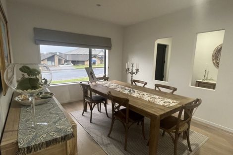 Photo of property in 37 Outlook Terrace, Silverdale, 0932