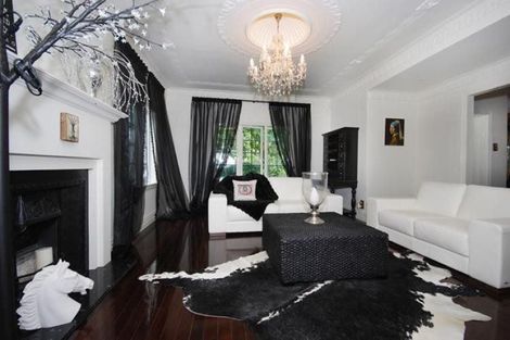 Photo of property in 18 Nikau Street, Eastbourne, Lower Hutt, 5013