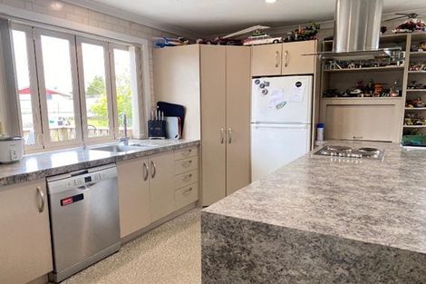 Photo of property in 32 Sole Avenue, Bell Block, New Plymouth, 4312