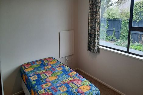 Photo of property in 1/16b Montclare Avenue, Ilam, Christchurch, 8041