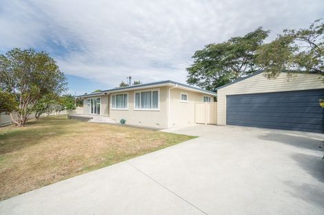 Photo of property in 12 Newcastle Street, Hokowhitu, Palmerston North, 4410