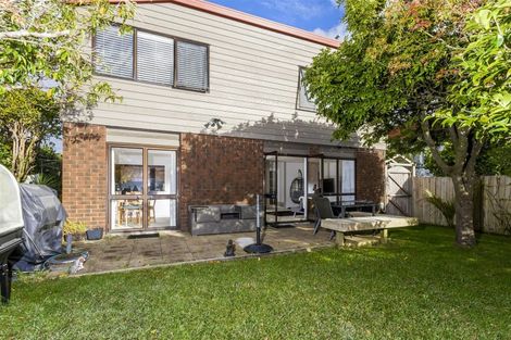 Photo of property in 2/14 Aramoana Avenue, Devonport, Auckland, 0624