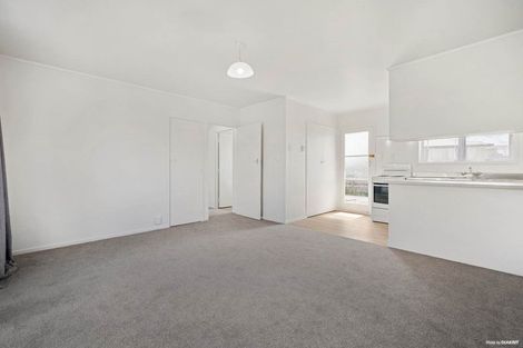 Photo of property in 1/9 Pratt Street, Papakura, 2110