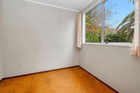 Photo of property in 104 Kemp Road, Massey, Auckland, 0614