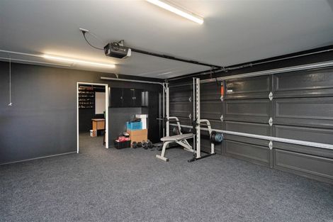 Photo of property in 2 The Stables, Woodend, 7610