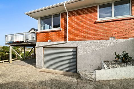 Photo of property in 35 Glendevon Place, Vauxhall, Dunedin, 9013