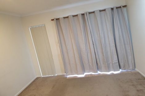 Photo of property in 8 Kay Road, Manurewa, Auckland, 2102