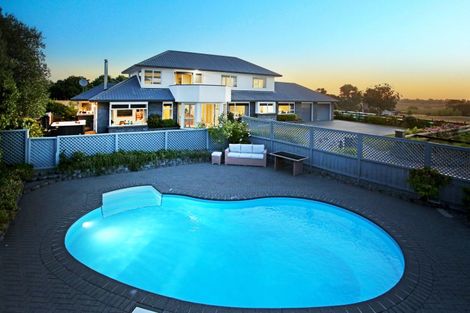 Photo of property in 61 Whatapaka Road, Karaka, Papakura, 2580