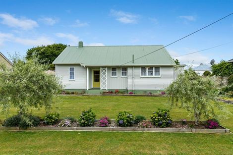 Photo of property in 68 Conway Road, Eltham, 4322